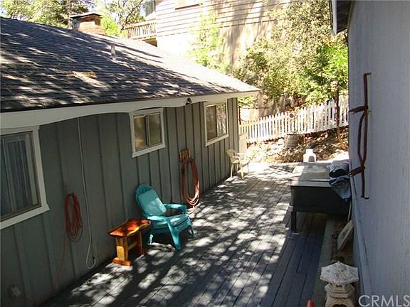 4th image of 1087 Jungfrau Dr