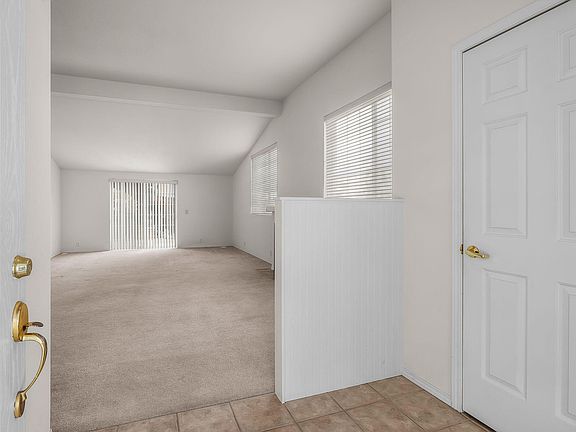 5th image of 2325 NE Wintergreen Dr