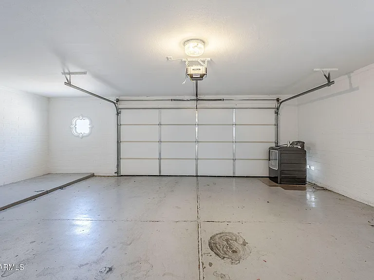 7707 S Kenwood Ln — Photo 44