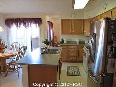 Kitchen has eat in area