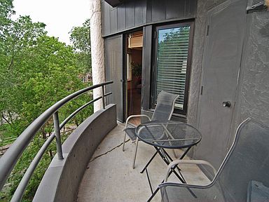 3151 Dean Ct APT 402, Minneapolis, MN 55416 | Zillow