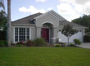 901 NW Waterlily Pl, Jensen Beach, FL 34957