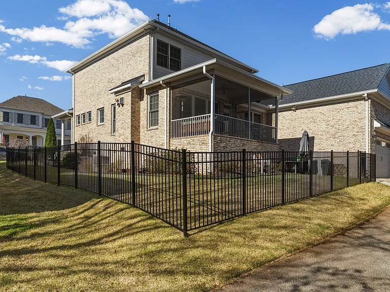 615 Berkmans Ln — Photo 5