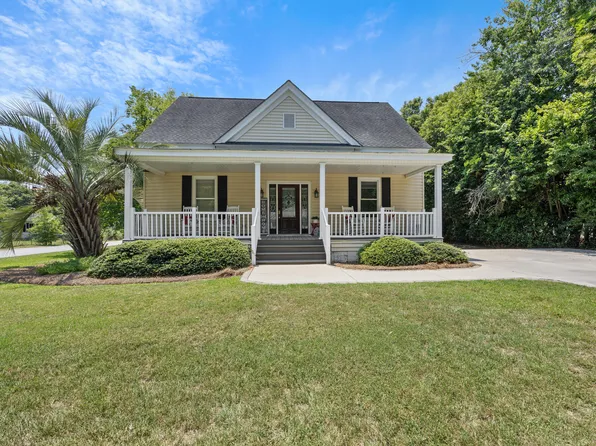 526 Hagood Ave, Barnwell, SC 29812