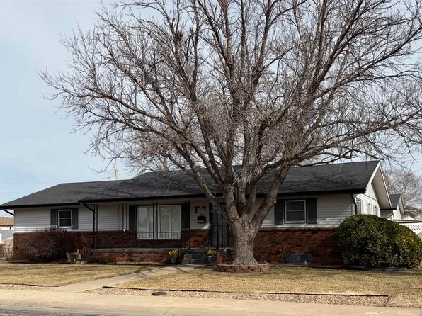 2524 Donald Dr, Hays, KS 67601