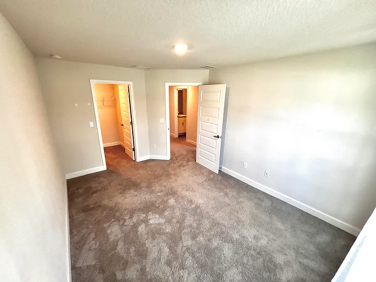 1399 SW Edinburgh Dr — Photo 12