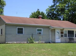 1230 Apple St, Fairborn, OH 45324