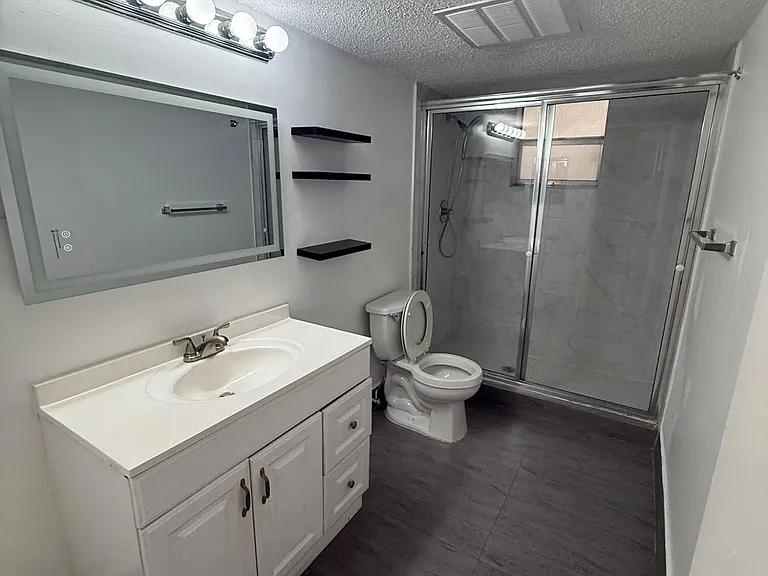 404 NW 68th Ave #206 — Photo 30