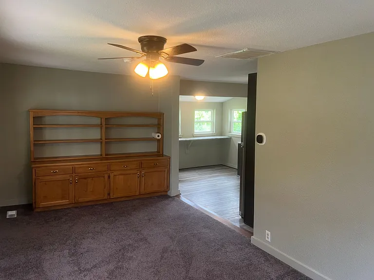 1012 Mineral St — Photo 4