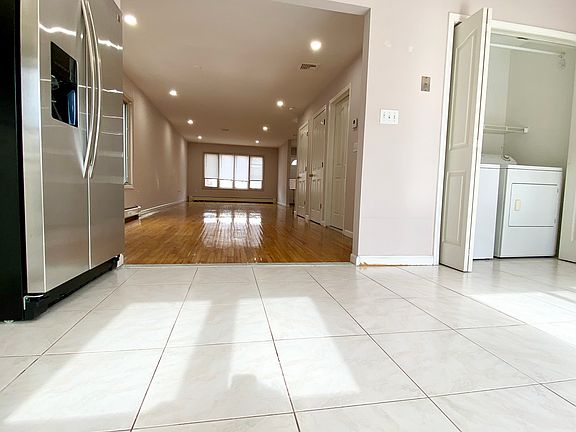 LR & DR from kitchen