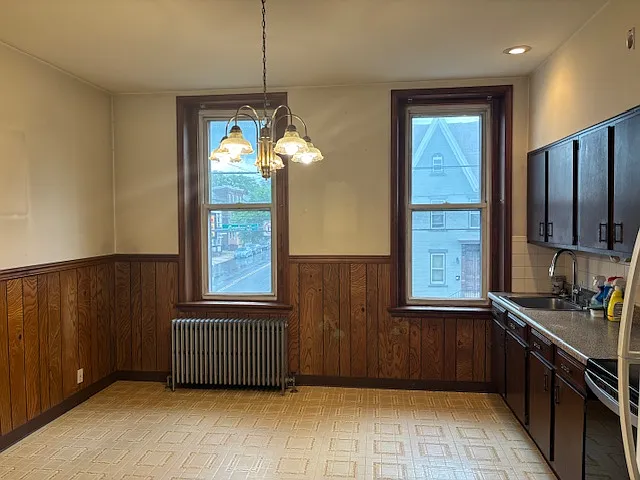 743 Center St #2 — Photo 2