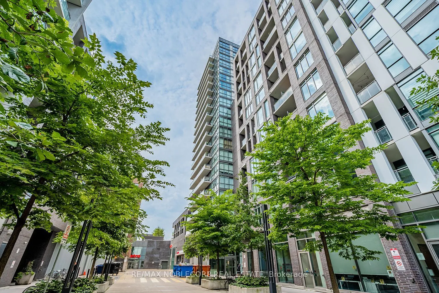 2 bed, $2,450 — Photo 2