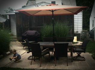 2420 S Pasfield St, Springfield, IL 62704