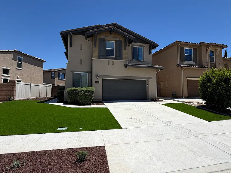 30601 Ticonderoga Ct — Photo 1