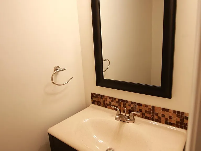 8070 Grandview Ct — Photo 20