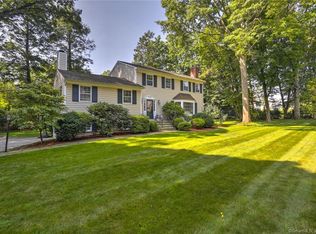 1 Old Hill Farms Rd, Westport, CT 06880
