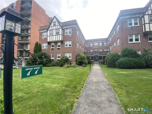 77 Glenbrook Rd APT 202, Stamford, CT 06902