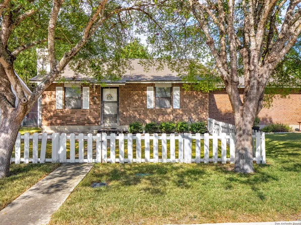 1545 Pams Path, New Braunfels, TX 78130