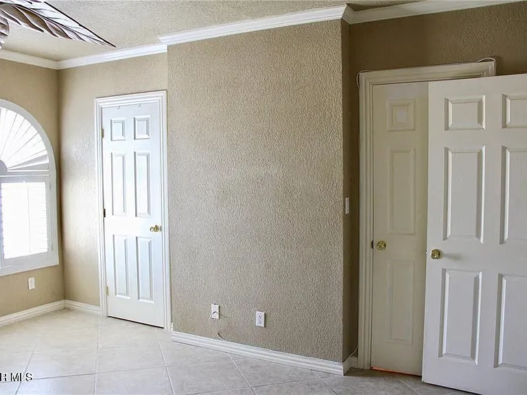 7409 Edgemere Blvd — Photo 45