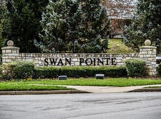 1202 Pickings Pl #201-2, Middletown, KY 40243