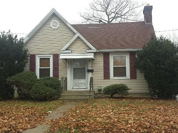 2nd image of 2532 Altoona St