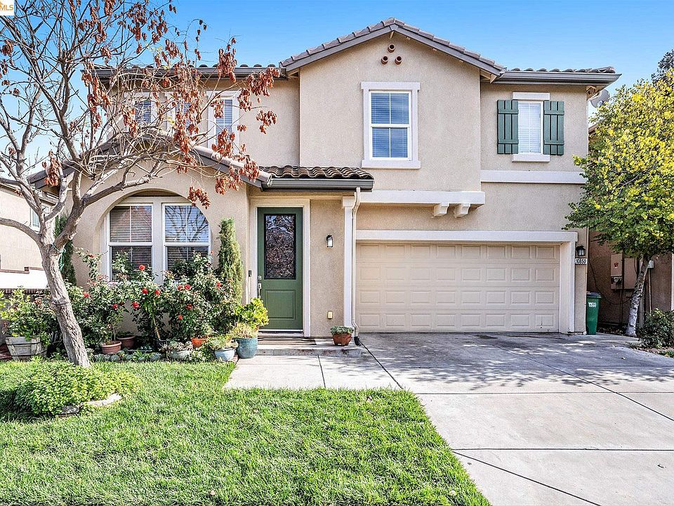 1st image of 10850 Peony Place Dr