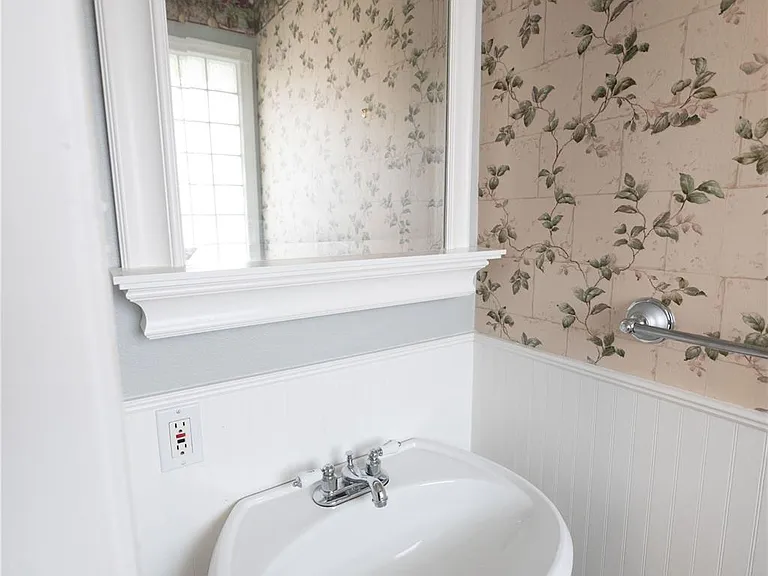 7546 Maple Tree Dr — Photo 22