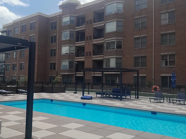 22 Avenue At Port Imperial #512 — Photo 8