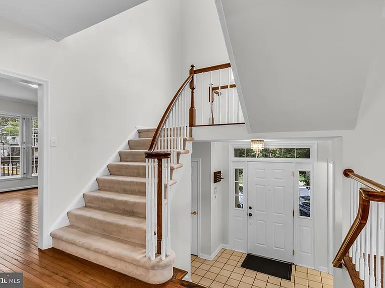 6618 Frost Lake Ln — Photo 18
