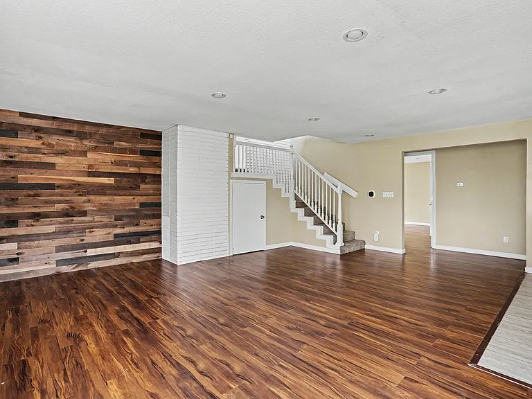 5045 Eliot St — Photo 5