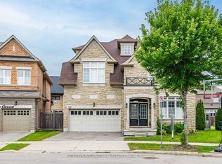 135 Hoey Cres, Oakville, ON L6M 0X1