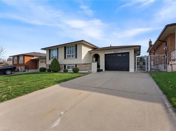 11 Marcella Cres, Hamilton, ON L8K 6E9
