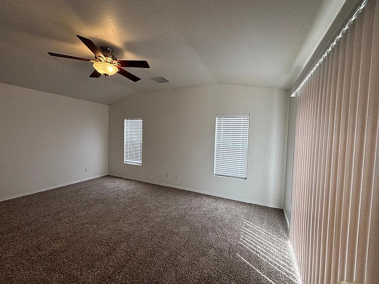5036 E Catalina Ct — Photo 4
