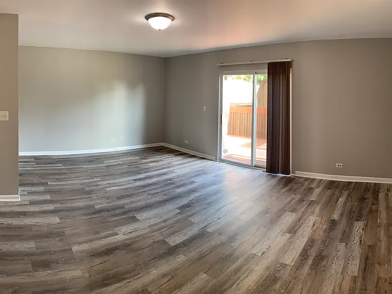 1637 Sheffield Dr — Photo 7
