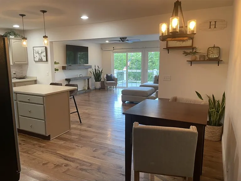 1142 River Rd — Photo 4