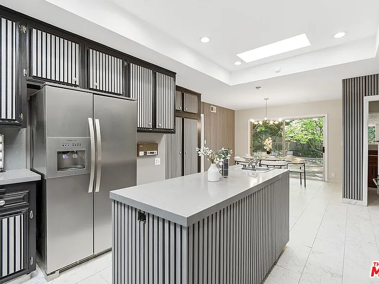 11410 Canton Dr — Photo 11