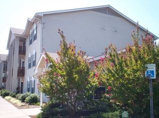 650 N Wilcox Dr, Kingsport, TN 37660