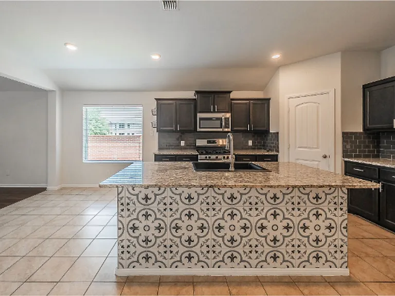 7325 Wavecrest Way — Photo 14