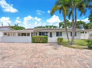 1633 SE 5th Ct, Deerfield Beach, FL 33441