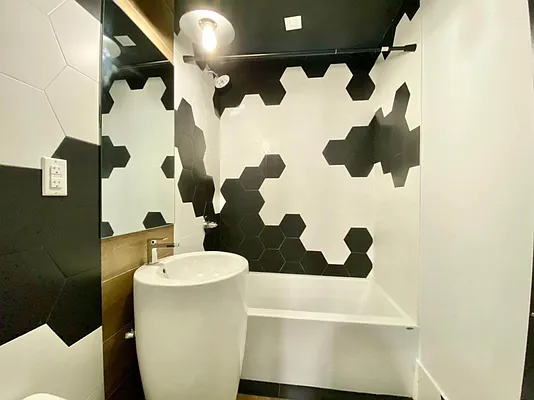 Rented by Doorway NYC, LLC | media 4