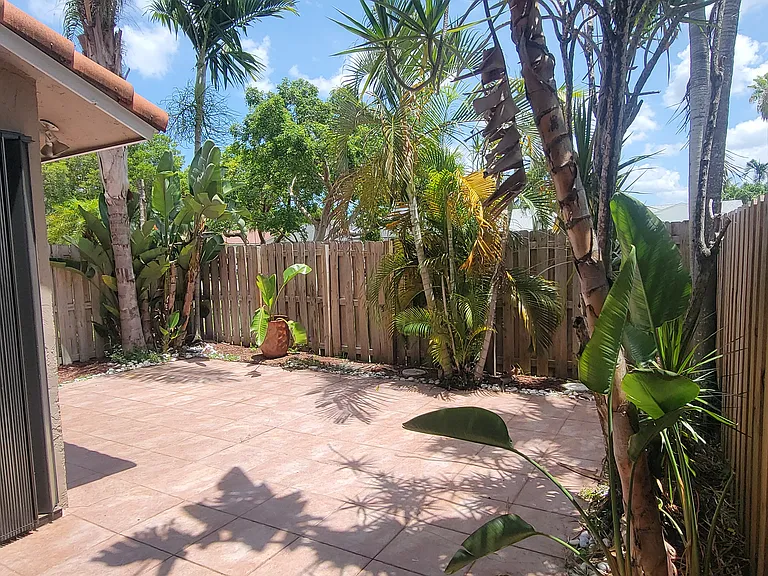 11648 SW 91st Ter — Photo 11