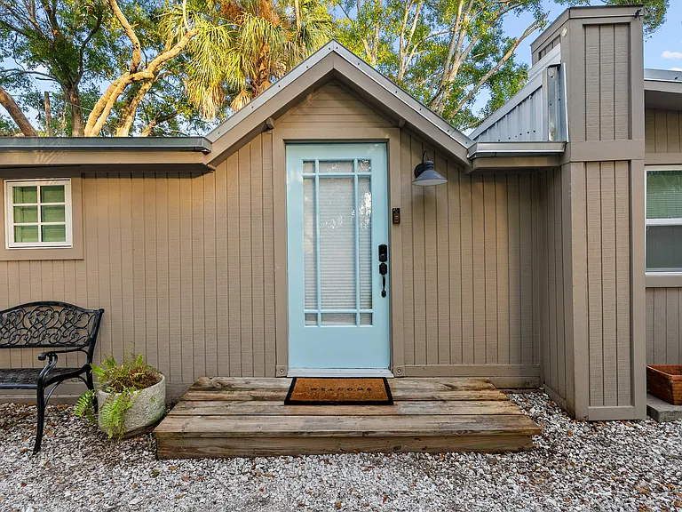 1108 Colleton Dr #1 — Photo 10