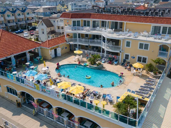 106 W Spruce Ave #106, Wildwood, NJ 08260