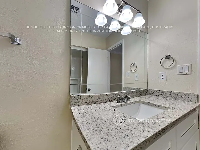 2638 Windmere Dr — Photo 12