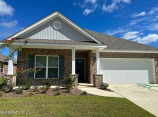 5351 Leeds Ln, Biloxi, MS 39532