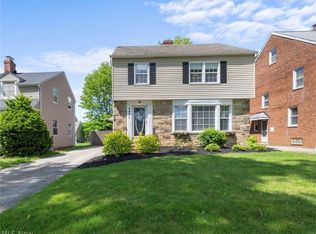 3921 Lansdale Rd, University Heights, OH 44118