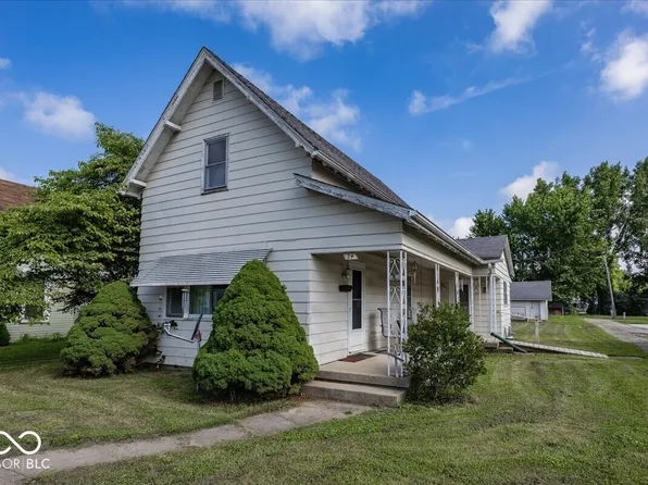 24 W Brown St, Knightstown, IN 46148
