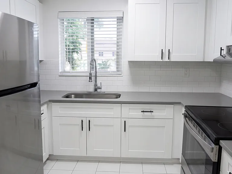 Brisa Apartment Homes — Photo 24