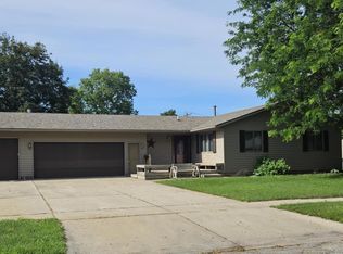 1332 Locust St, Webster City, IA 50595