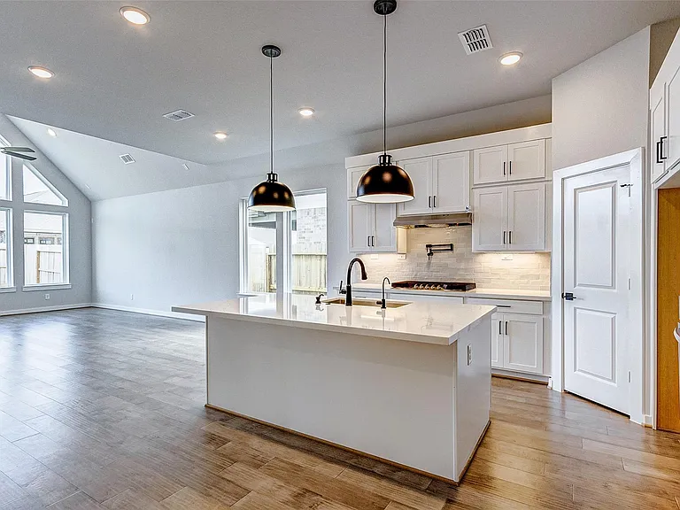 1214 Timber Brook Dr — Photo 9